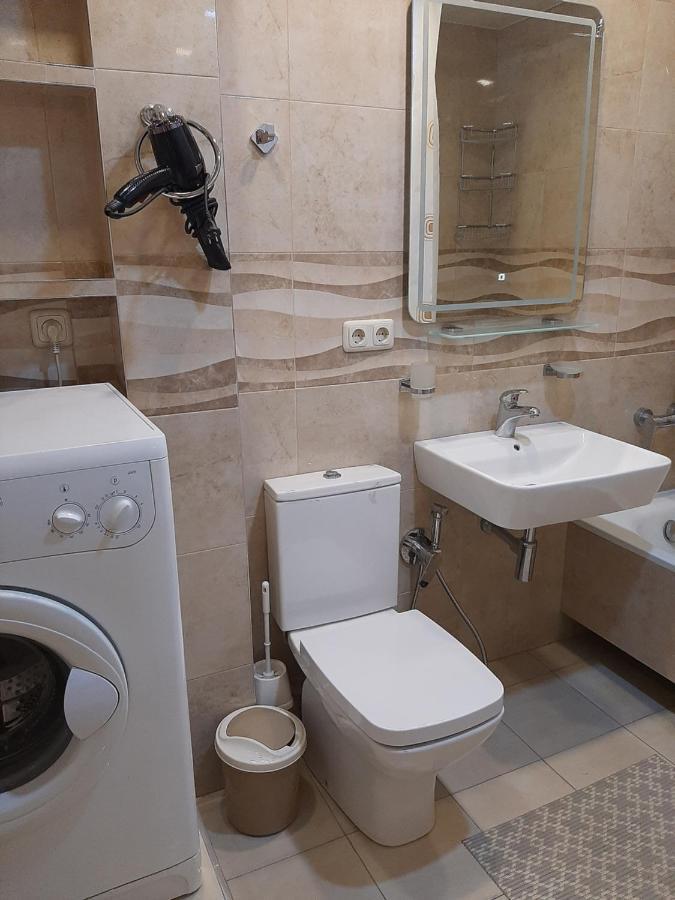 Apartment On Tumanyan 耶烈万 外观 照片