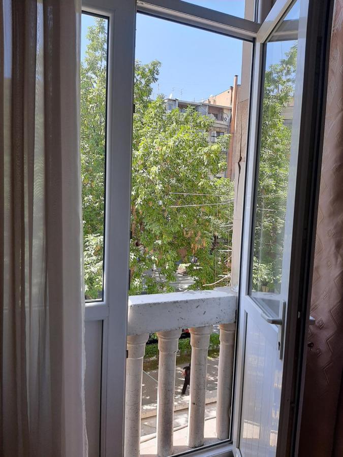 Apartment On Tumanyan 耶烈万 外观 照片