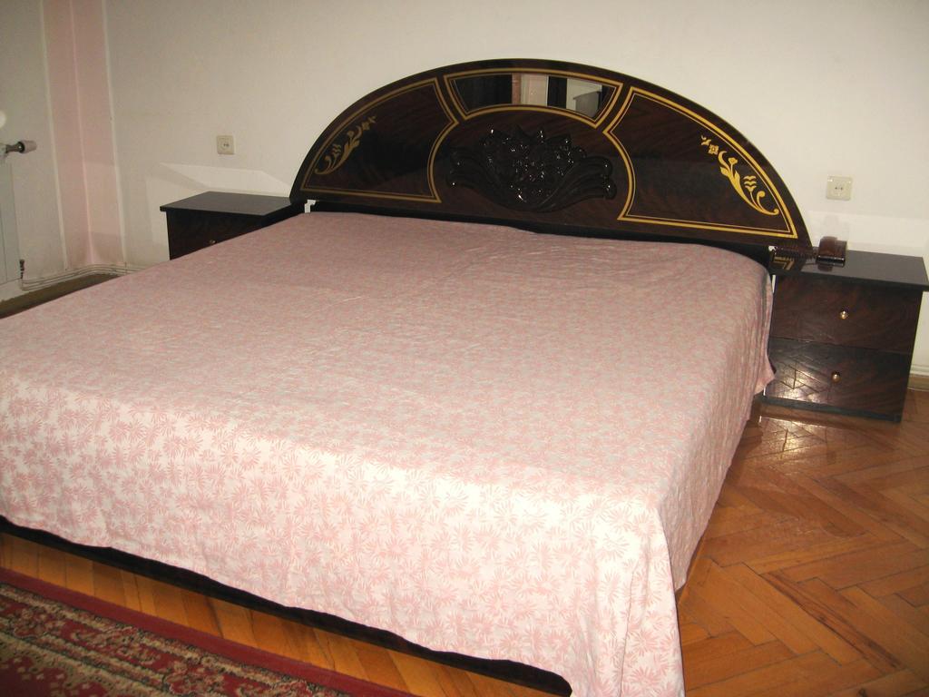 Apartment On Tumanyan 耶烈万 客房 照片