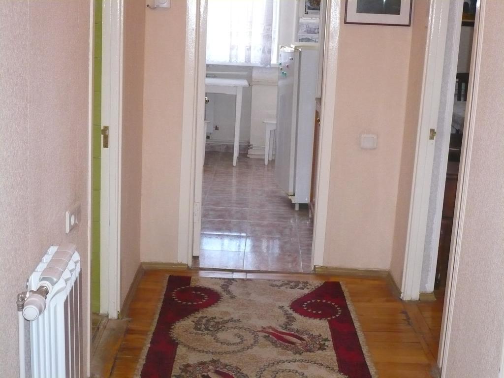 Apartment On Tumanyan 耶烈万 客房 照片
