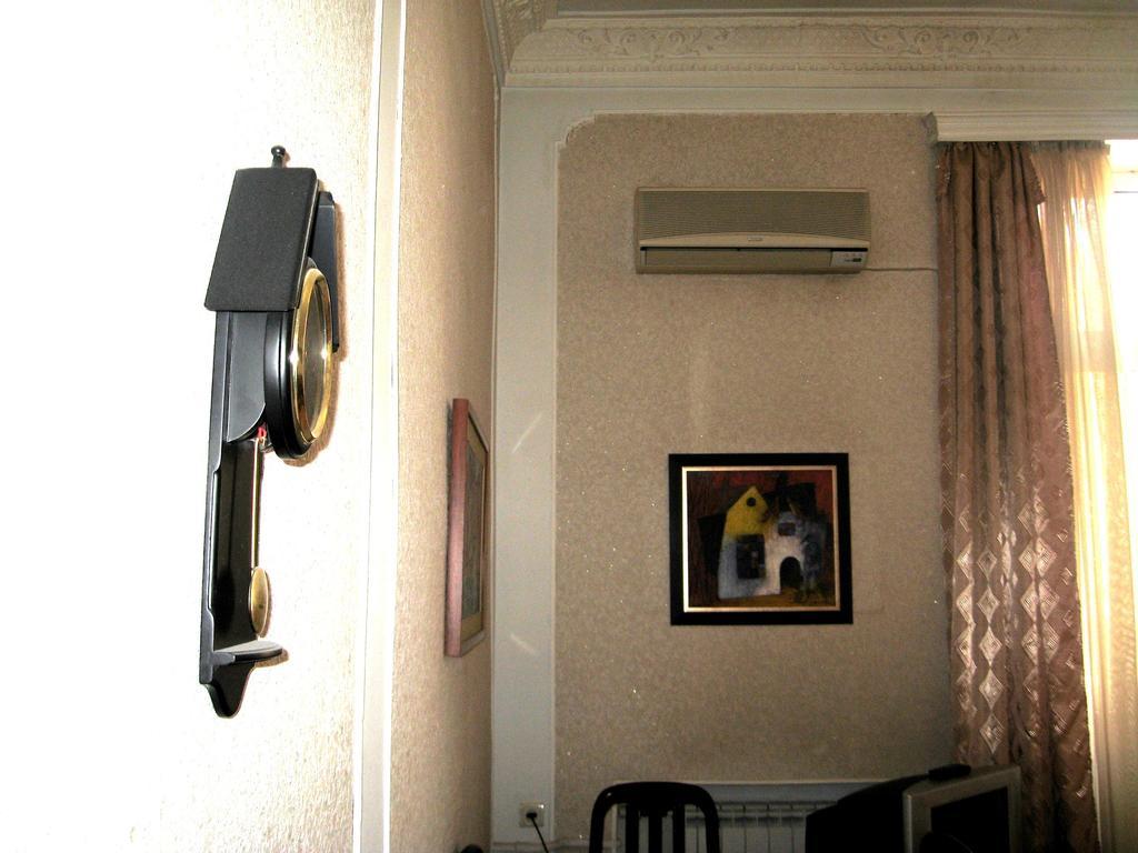 Apartment On Tumanyan 耶烈万 客房 照片