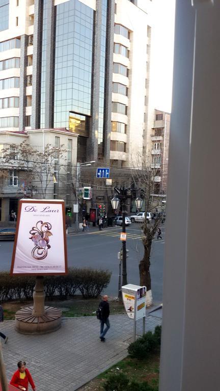 Apartment On Tumanyan 耶烈万 外观 照片